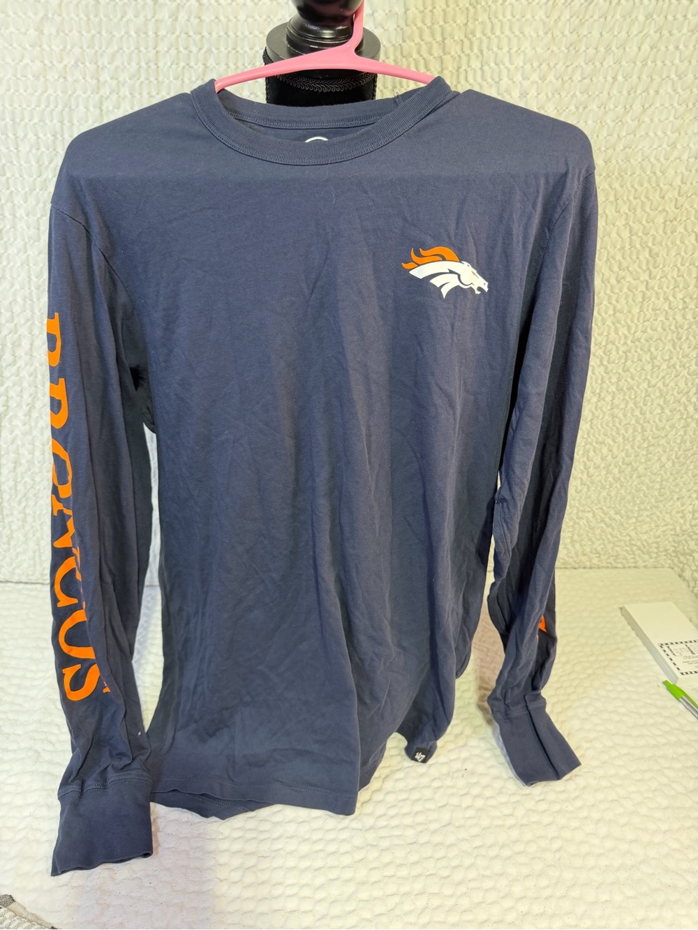'47 Men's Denver Broncos Navy Long-Sleeve Logo Tee with Orange Accents